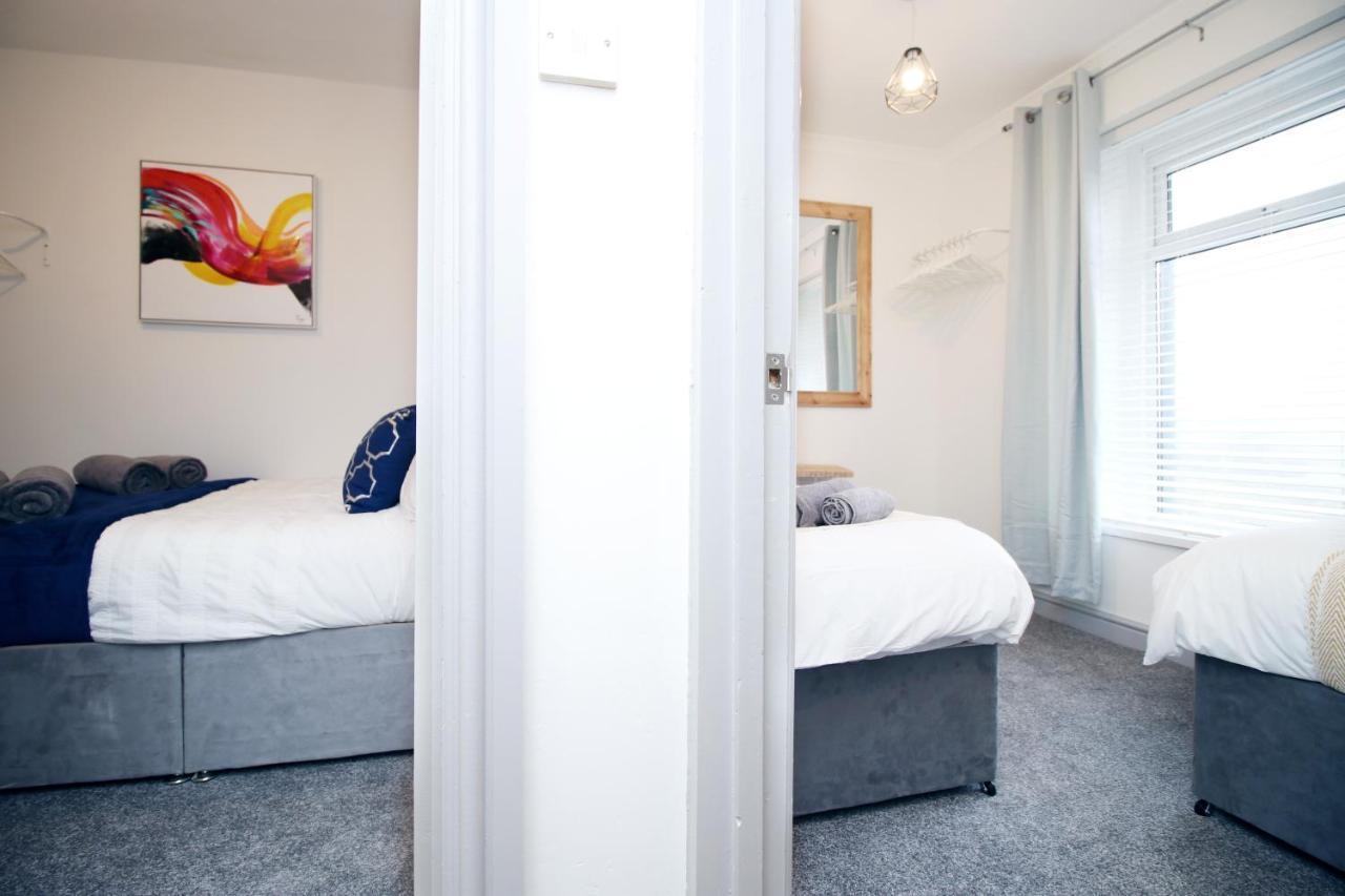 Apartmán Sleeps 6, Smart Tv'S, Parking Swansea & Morriston Hospital Exteriér fotografie