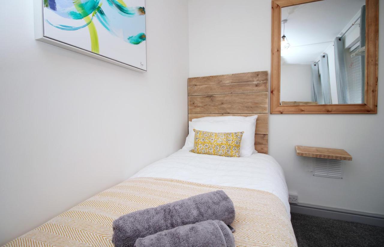 Apartmán Sleeps 6, Smart Tv'S, Parking Swansea & Morriston Hospital Exteriér fotografie