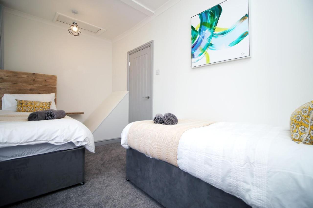 Apartmán Sleeps 6, Smart Tv'S, Parking Swansea & Morriston Hospital Exteriér fotografie